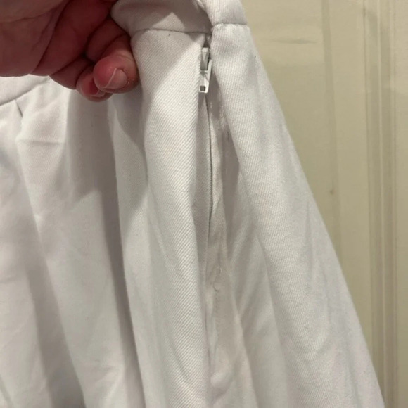 Hot Topic White Pleated Cheer‎ Skirt HT Size 0 / US 12/14 - Picture 6 of 9